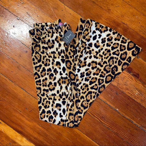 Urban Renewal Cheetah Flare Pants - Picture 4 of 5